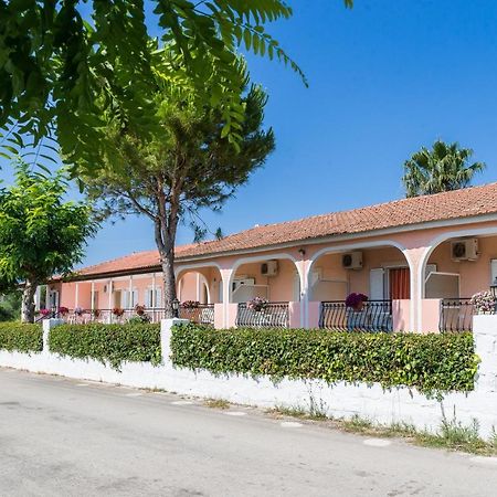 Roussa'S Apartments Лаганас Екстериор снимка